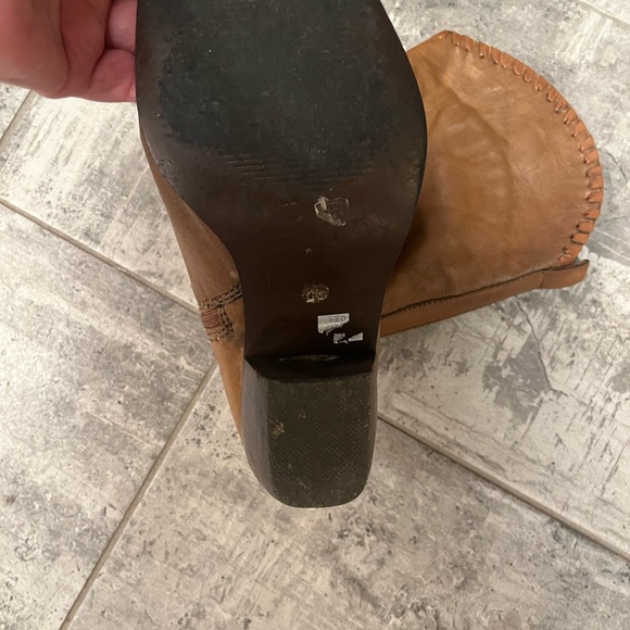 Two Lips Cowboy zip Boots SZ 8 - Picture 8 of 11